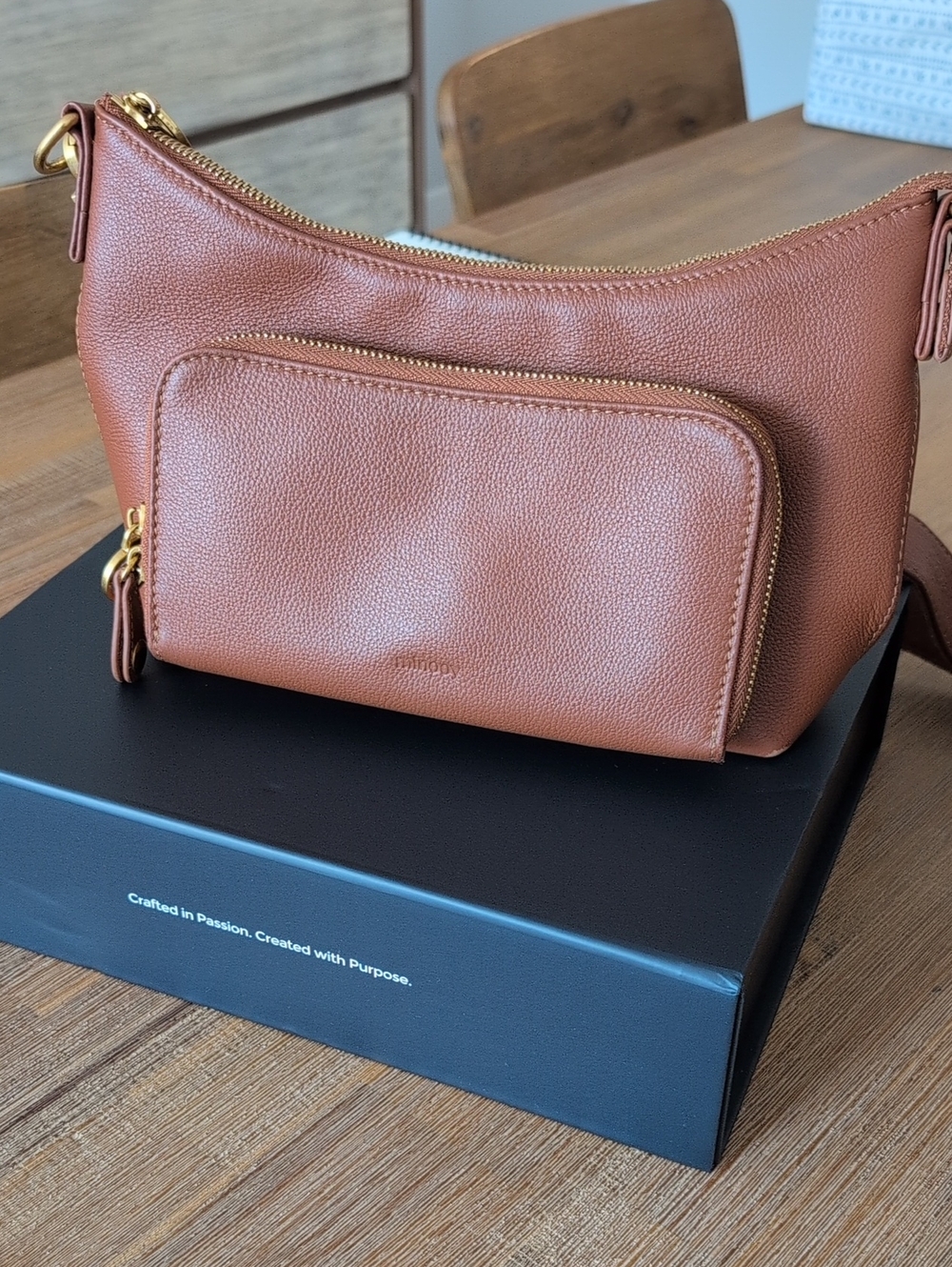 Minooy Doris Leather Crossbody Purse In Caramel